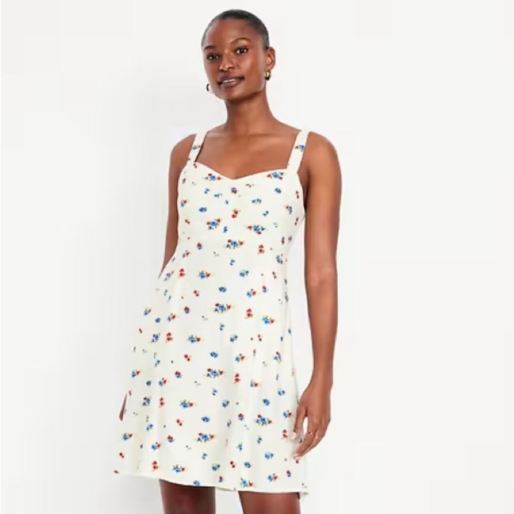 NWT! Old Navy Fit & Flare Crepe Floral Mini Dress - Size XS Petite 🤎